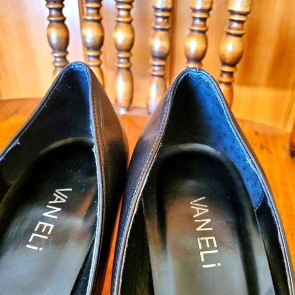 Vaneli Heels - Picture 6 of 8
